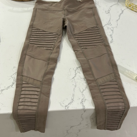 alo beige leggings - Picture 1 of 3